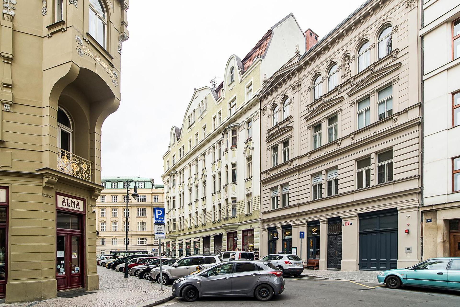Lägenhet Large And Modern In The Heart Of Prag